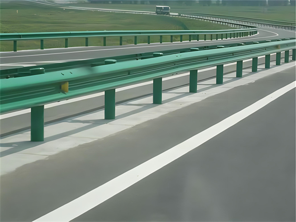 东方波形梁护栏在高速公路的应用